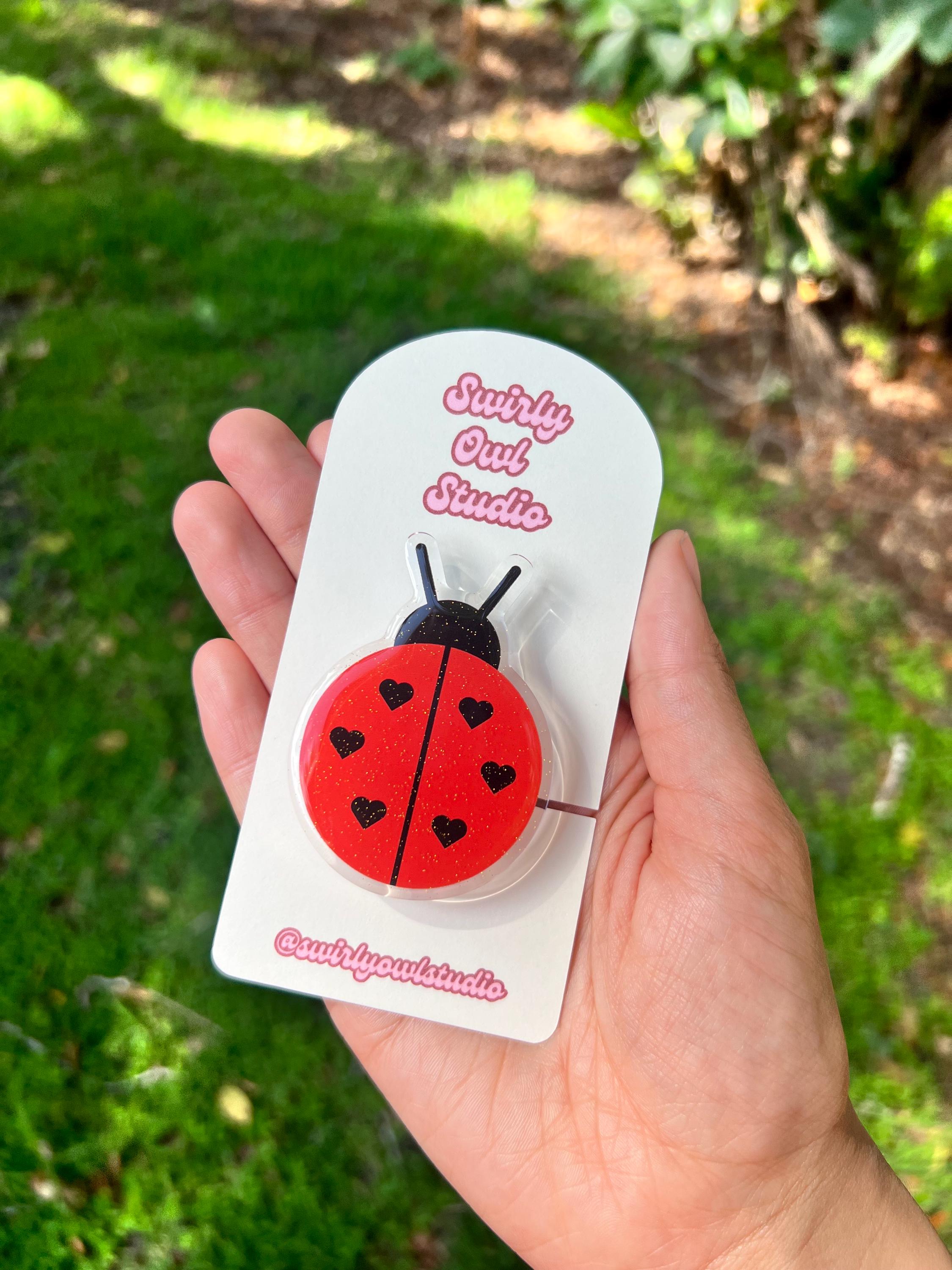 Ladybug Magnetic Glitter Kindle Grip - Cute E-Reader Accessory, Bookish Gift for Readers, Whimsigoth Kindle Pop Socket Alternative